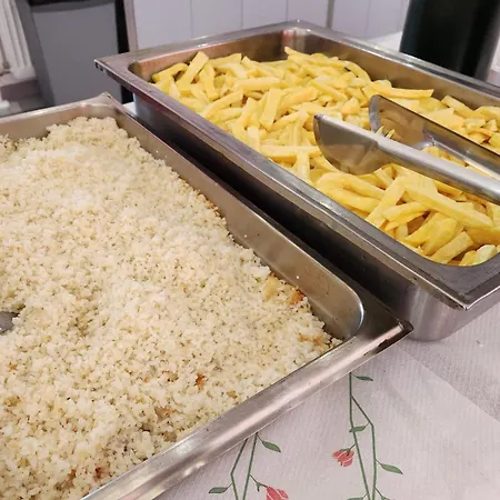 Kompleksi Cfn Albania * Bucimas