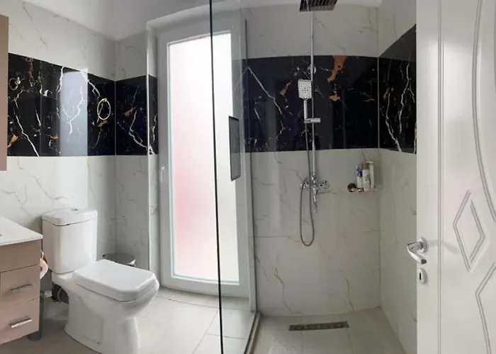 Kompleksi Cfn Hotell