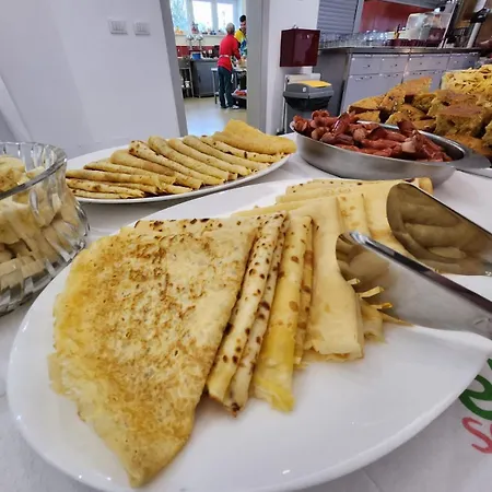 Kompleksi Cfn Albania Hotel Bucimas